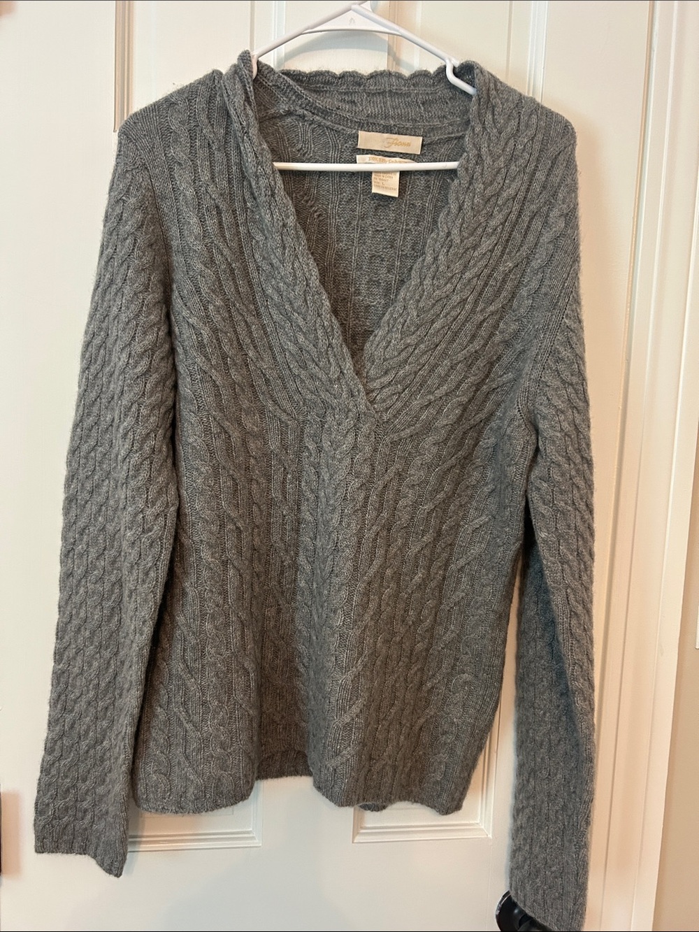 Cozy 100% Cashmere Cable Knit V-Neck Sweater